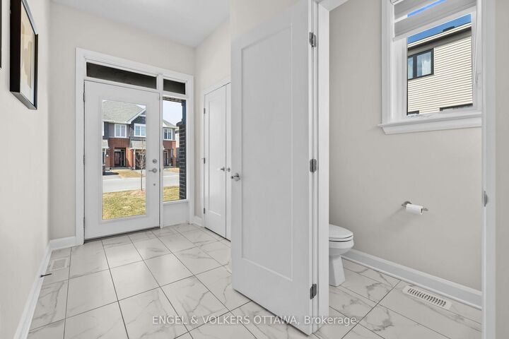 Property Photo:  133 Angelonia Crescent  ON K1T 0Y5 