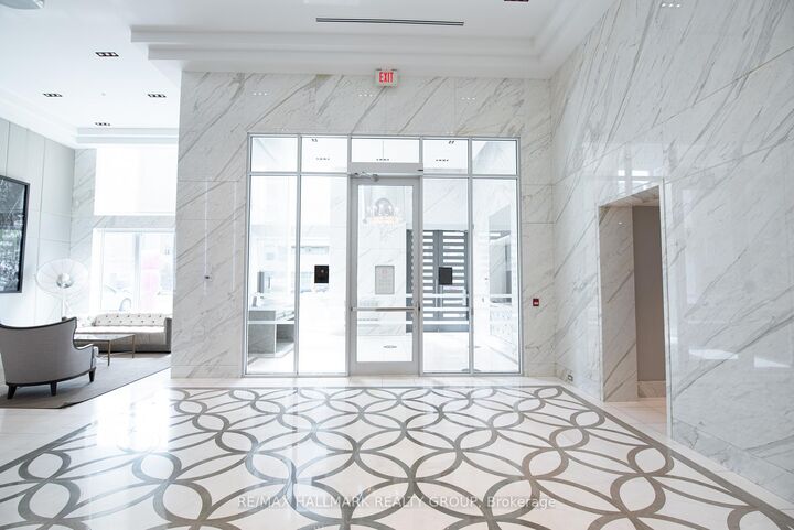 Property Photo:  111 Champagne Avenue 502  ON K1S 5V3 