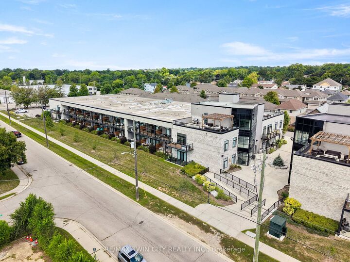 Photo de la propriété: 85 A Morrell Street 207, Building A ON N3T 4J6