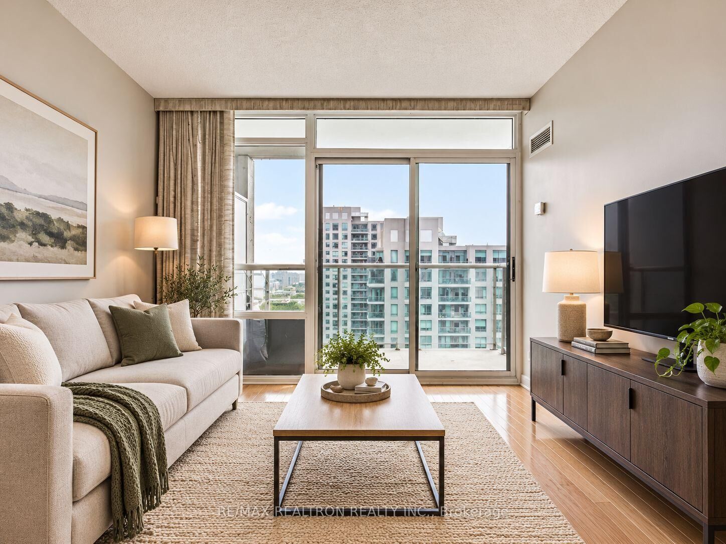 Property Photo:  16 Harrison Garden Boulevard 2406  ON M2N 7J6 