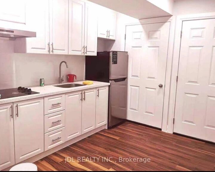 Property Photo:  16 Ross St Street Renovated Bedroom Bsmt  ON M5T 1Z9 