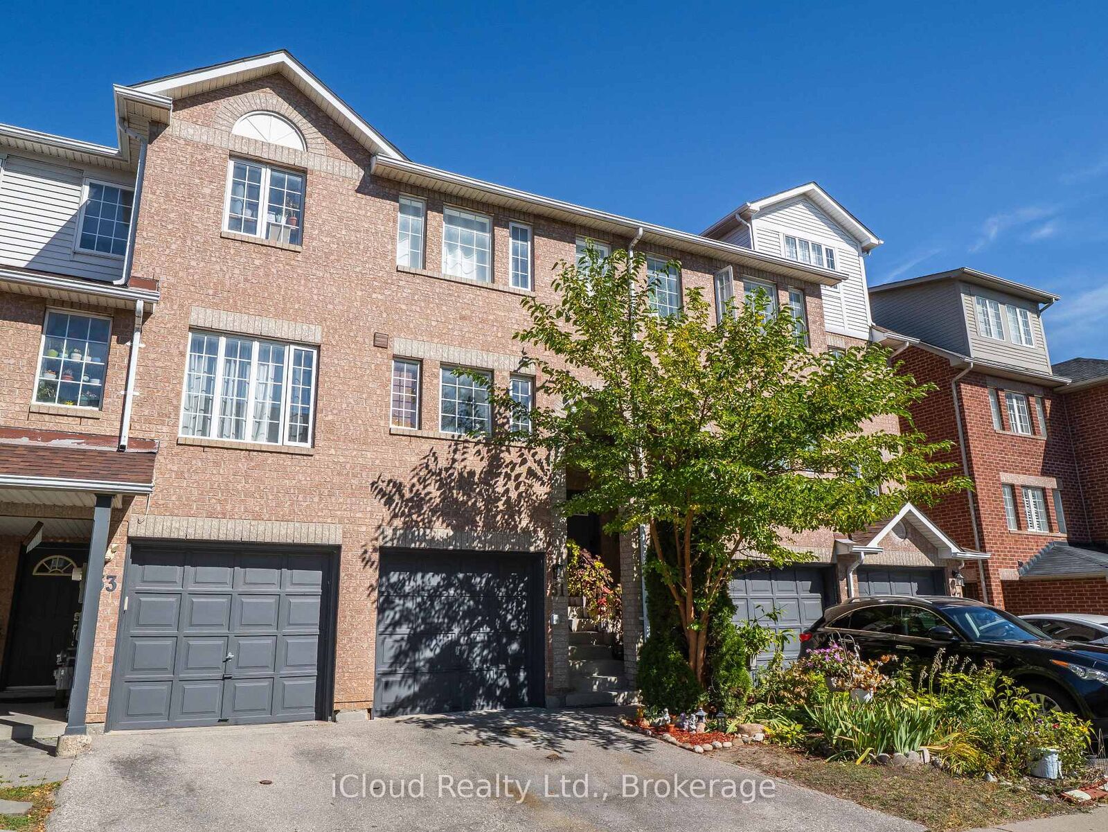 Property Photo:  51 Spadina Road  ON L6X 4X6 