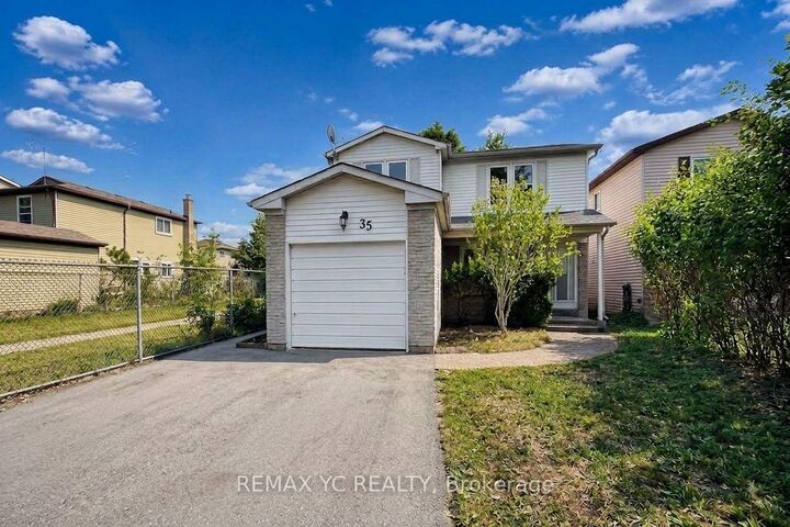 Photo de la propriété: 35 Kitsilano Crescent ON L4C 5A4