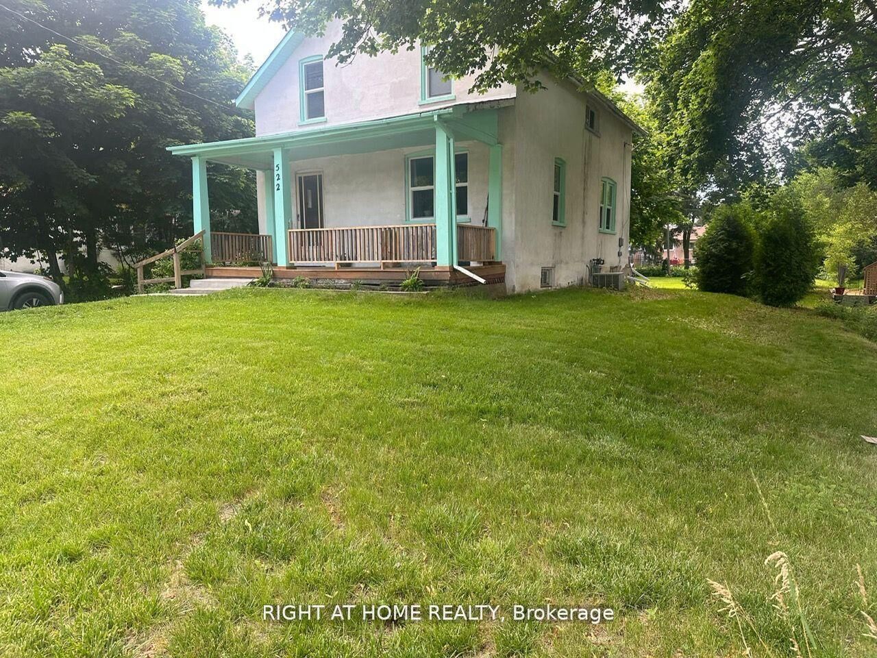 Property Photo:  522 Kingston Road W  ON L1T 3A3 