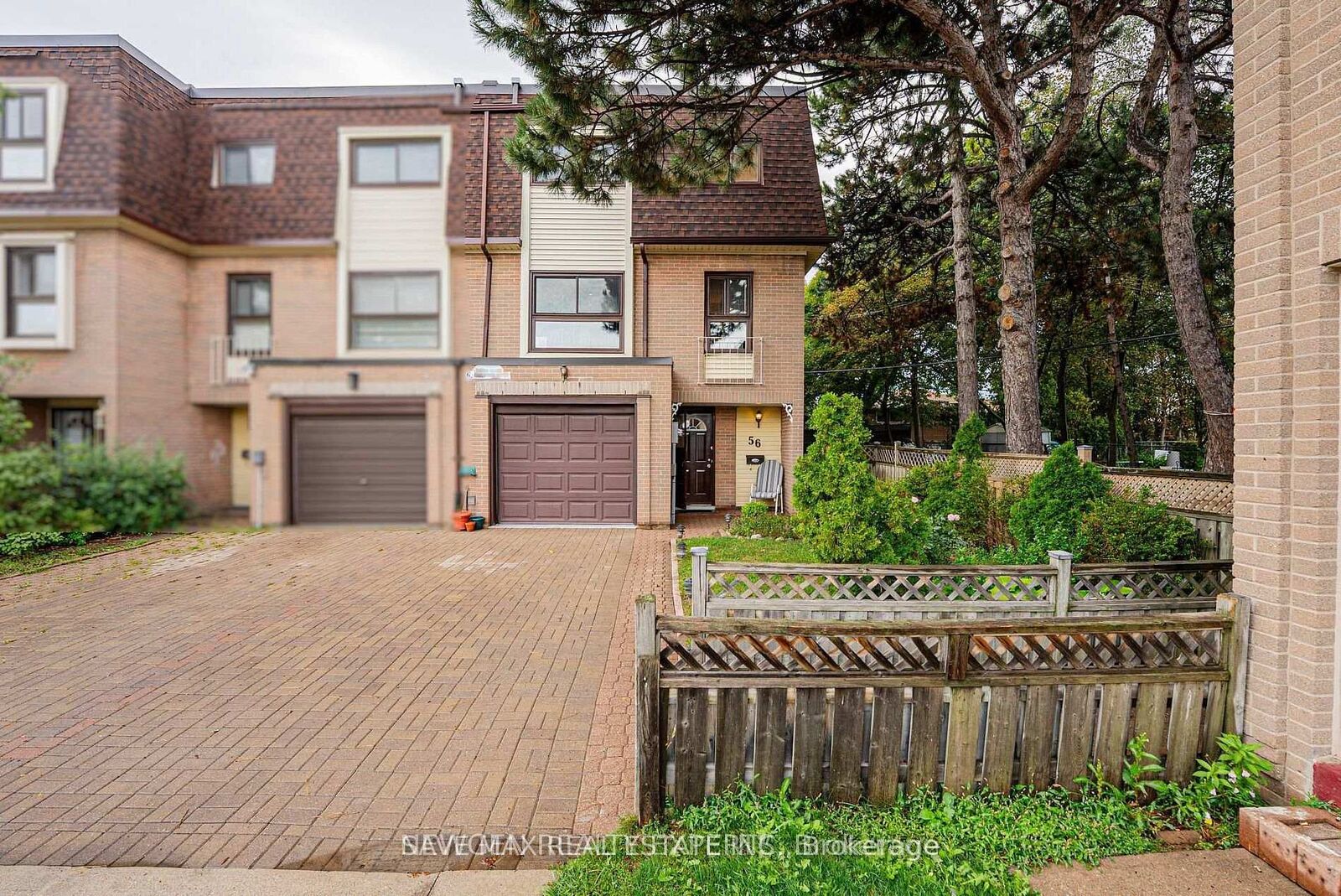Property Photo:  46 Dearbourne Boulevard 56  ON L6T 1J7 