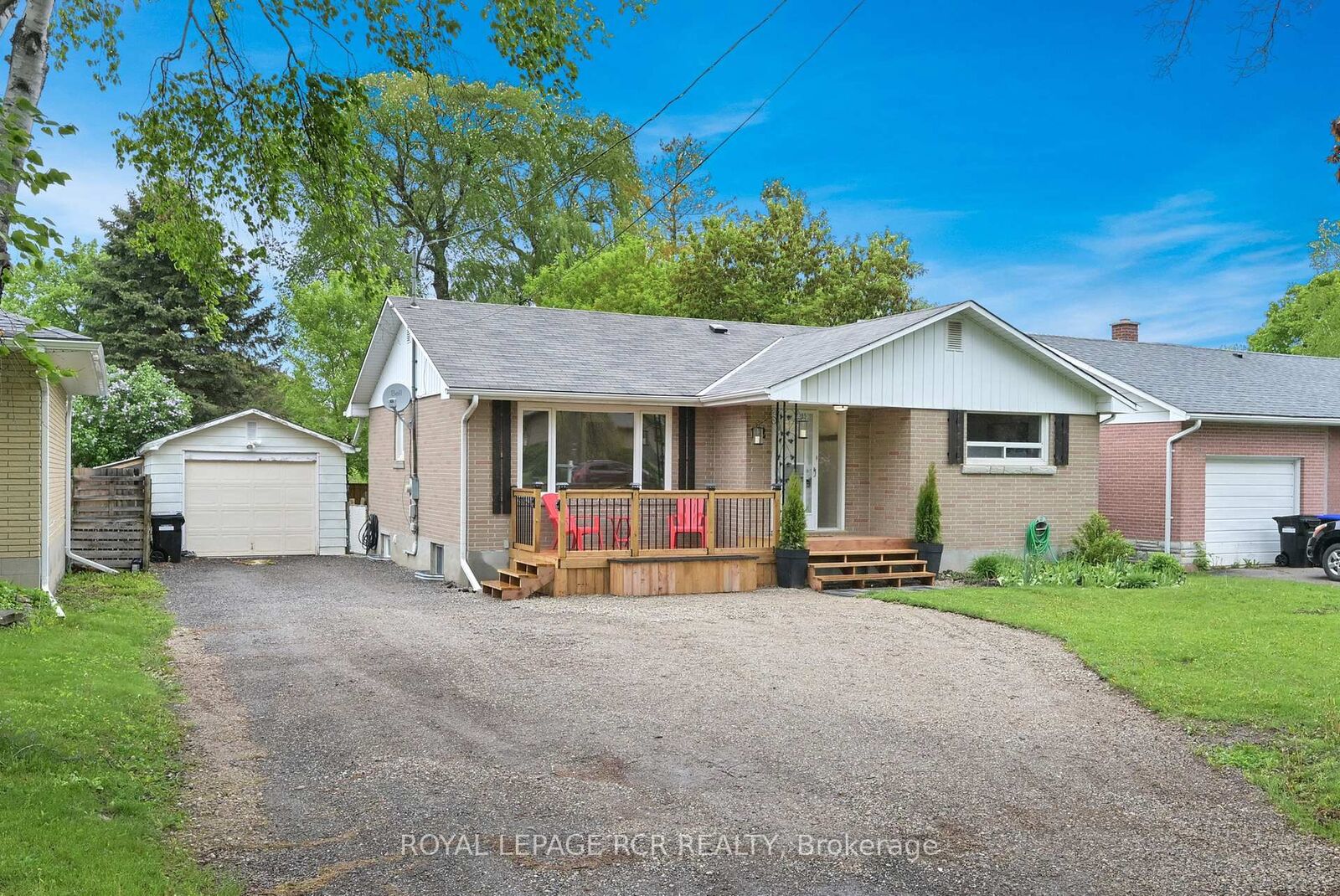 Property Photo:  12 Maple Avenue E  ON L0G 1A0 