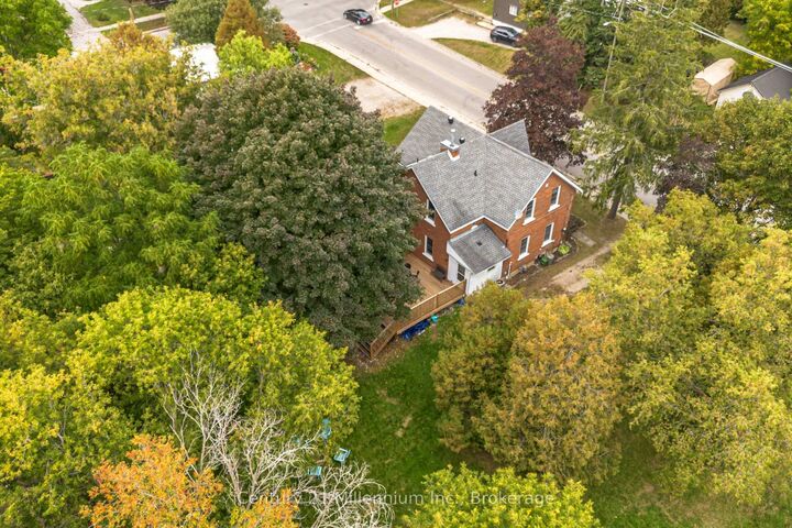 Property Photo:  375 19th Street W  ON N4K 4C6 