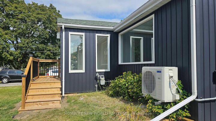 Property Photo:  123 Lemoine Street  ON K8P 4G8 