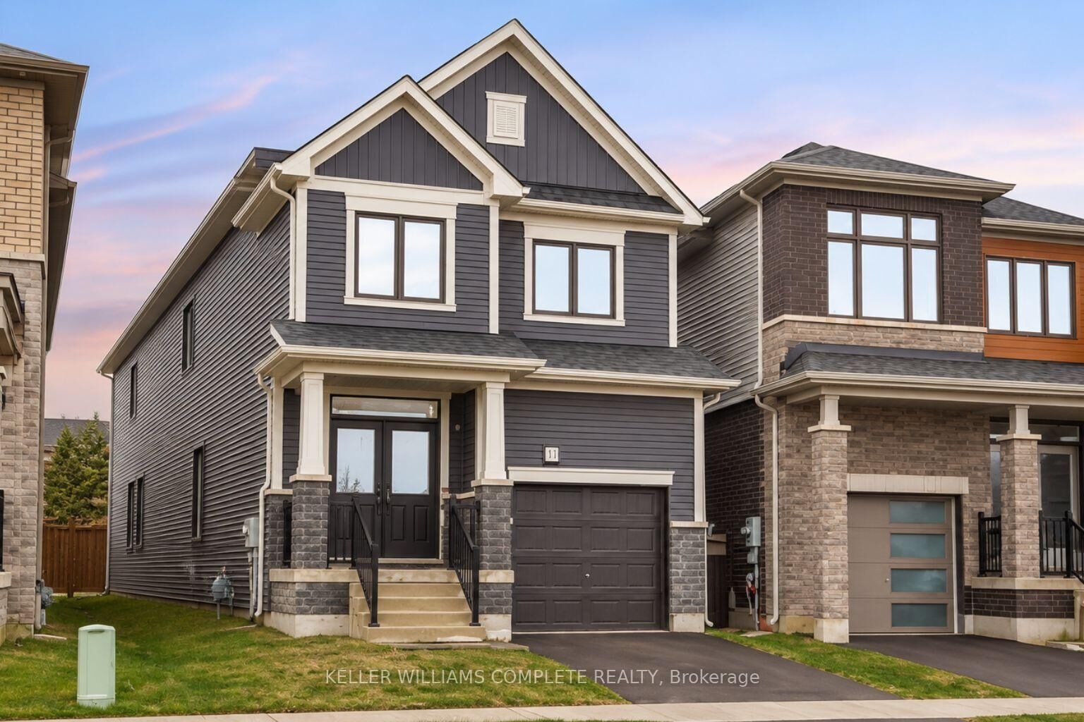 Property Photo: 38 Lilac Circle ON N3W 0H6