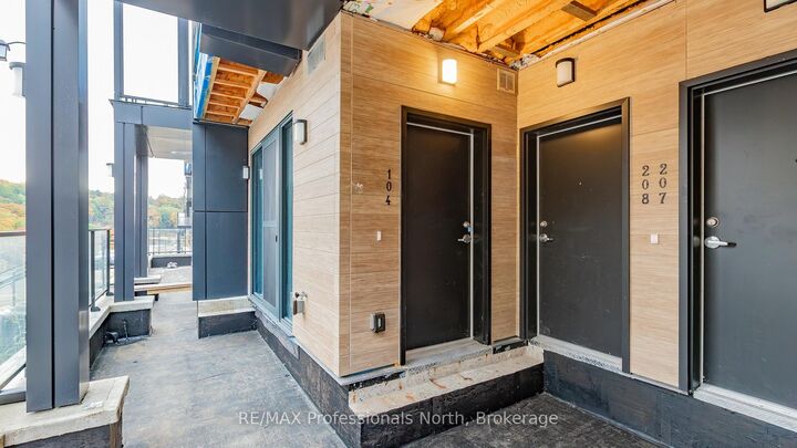 Property Photo:  6 Suncrest Lane 104  ON P1H 0K3 