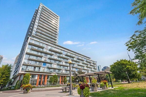 Property Photo:  90 Stadium Road 911  ON M5V 3W5 