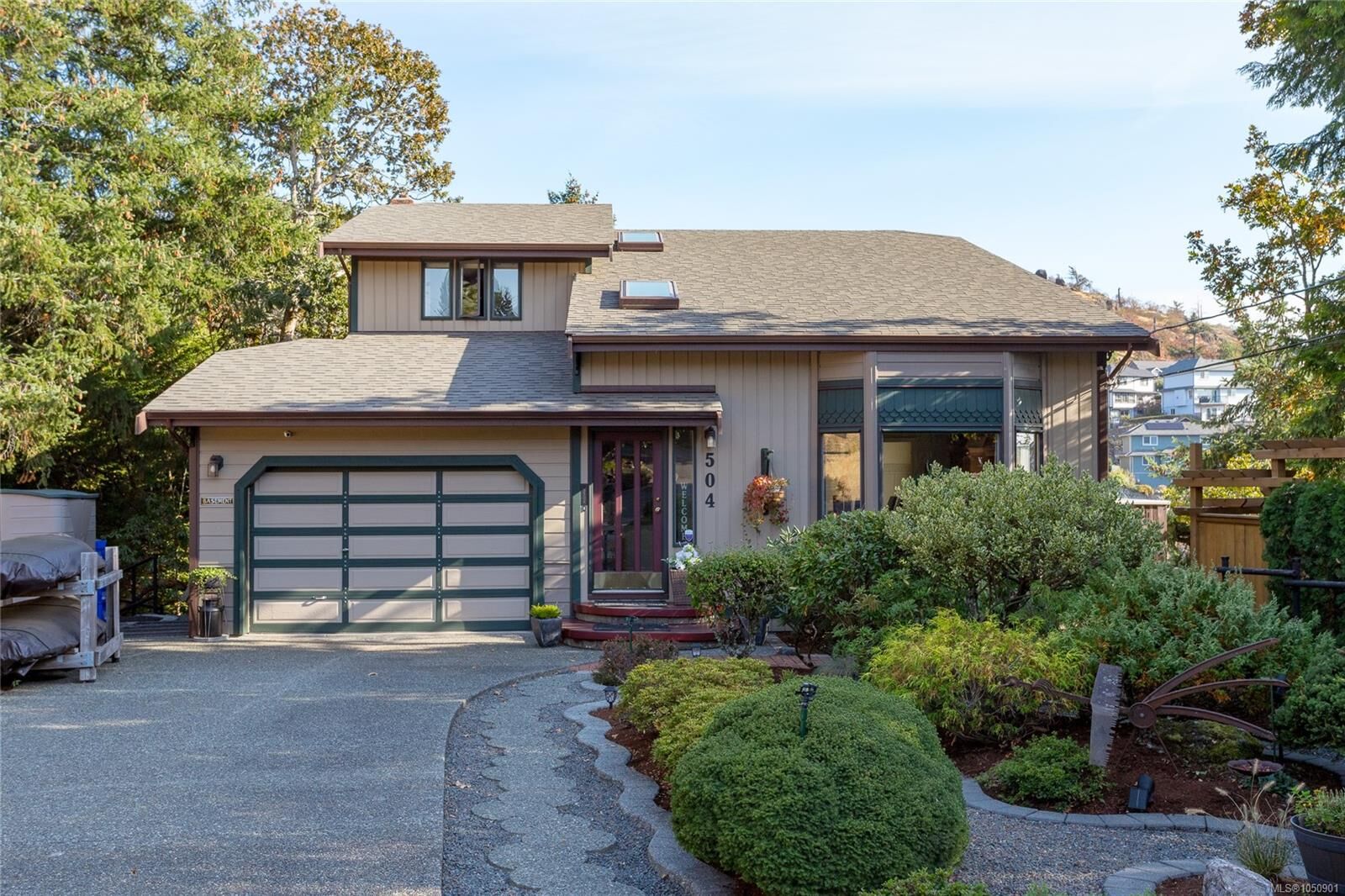 Property Photo:  504 Langvista Dr  BC V9B 5N3 