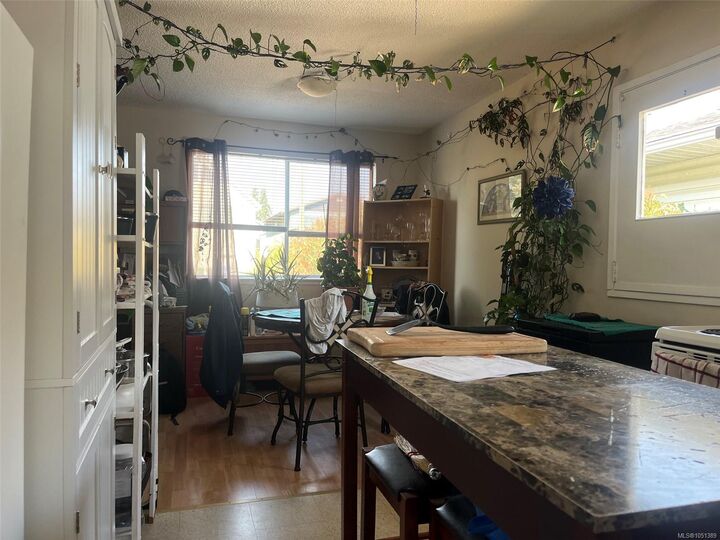 Property Photo:  61 View St  BC V9R 4N3 