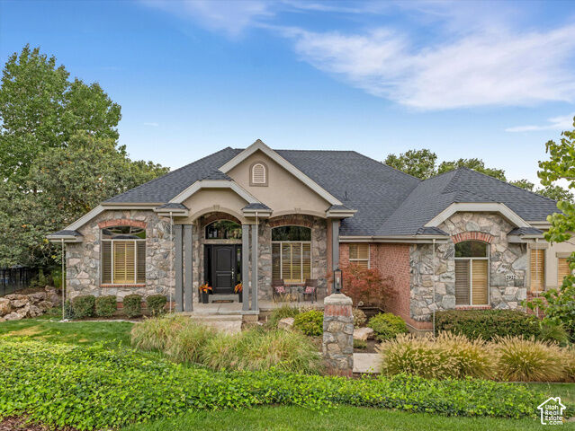 Property Photo:  2922 S Foss Cir E  UT 84010 