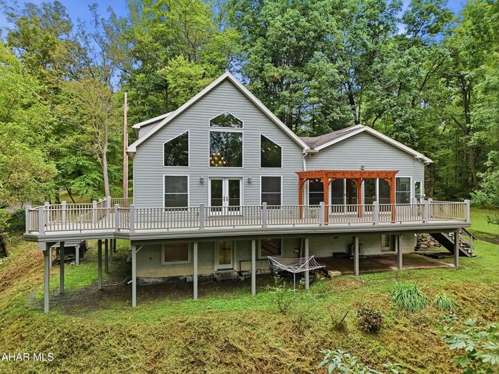 Property Photo: 330 Dale Road PA 17066