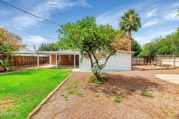 Property Photo:  1127 S Una Avenue  AZ 85281 