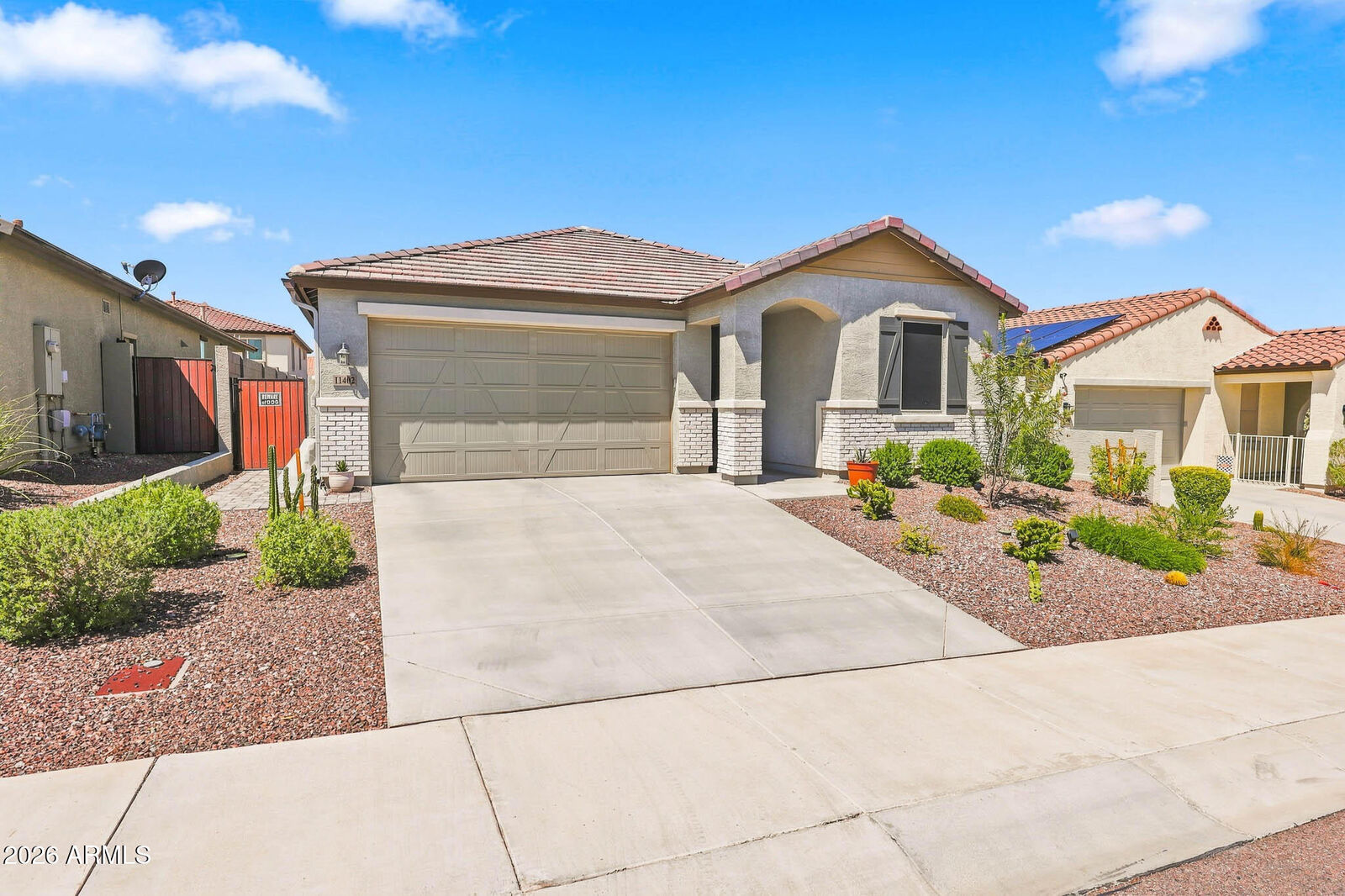 Property Photo: 11402 S 175th Drive AZ 85338
