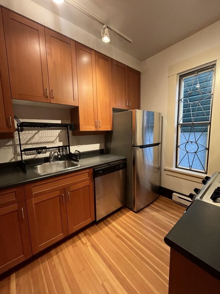 Property Photo:  660 E Georgia Street  BC V6A 2A1 