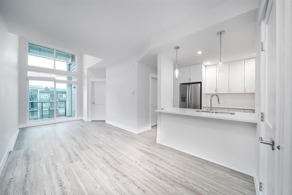 Property Photo:  2180 Kelly Avenue 3612  BC V3C 0S4 
