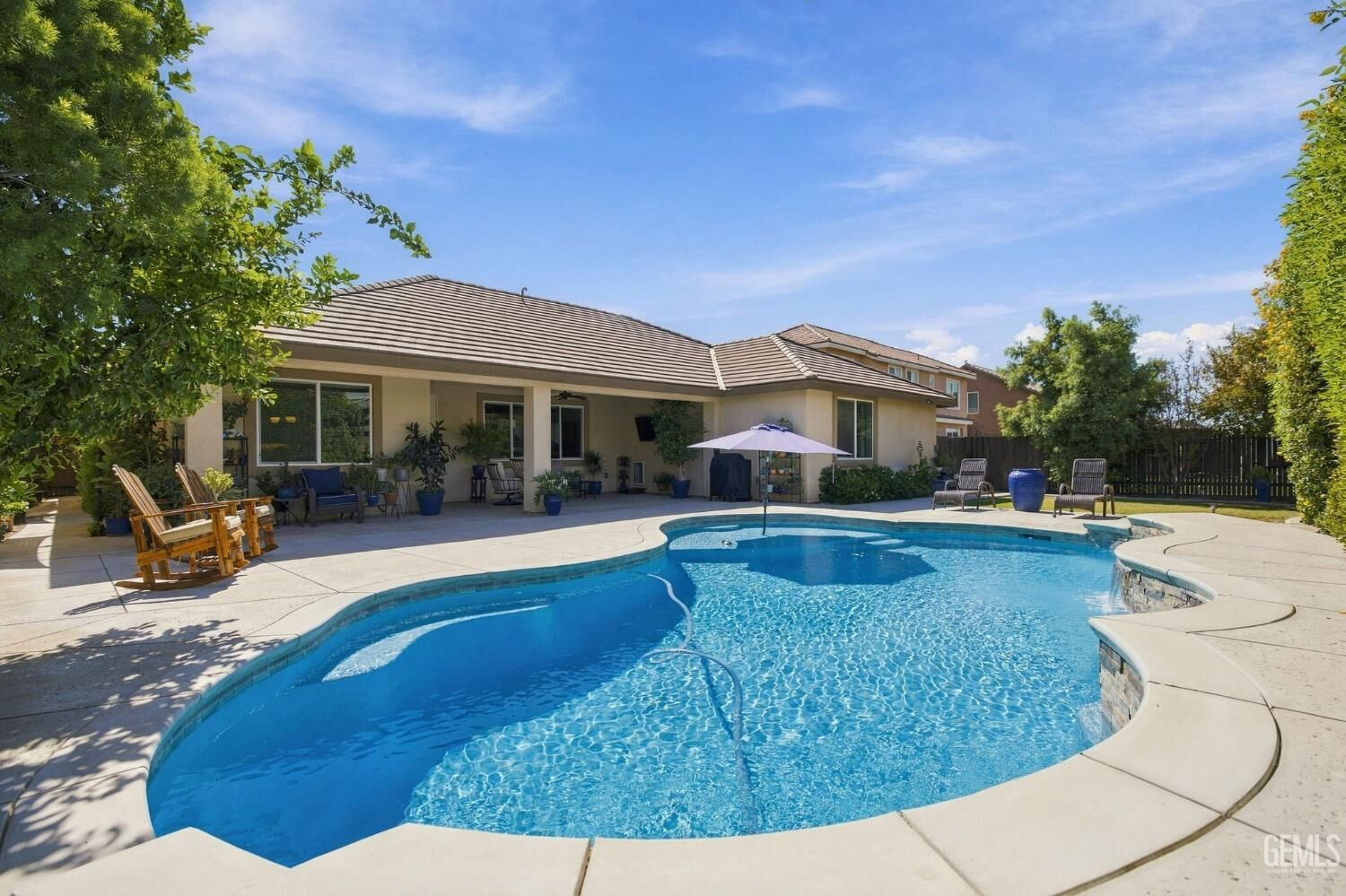 Property Photo:  14524 Blue Stream Avenue  CA 93314 