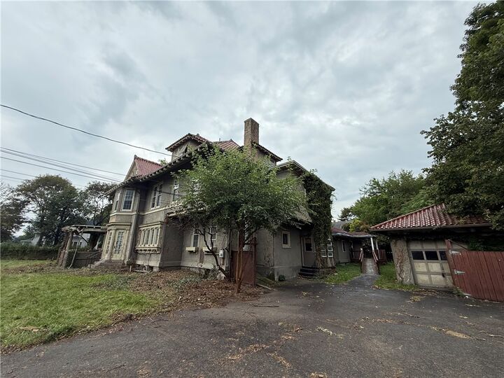 Property Photo:  301 Grove Street  NY 14905 