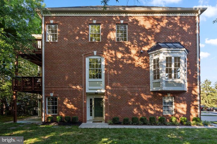 Property Photo:  47740 Warwickshire Terrace  VA 20165 