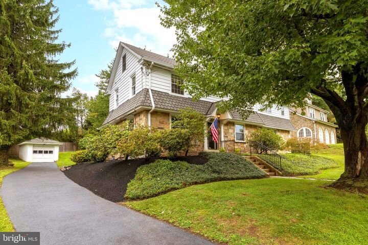Property Photo:  1046 Huntingdon Road  PA 19001 