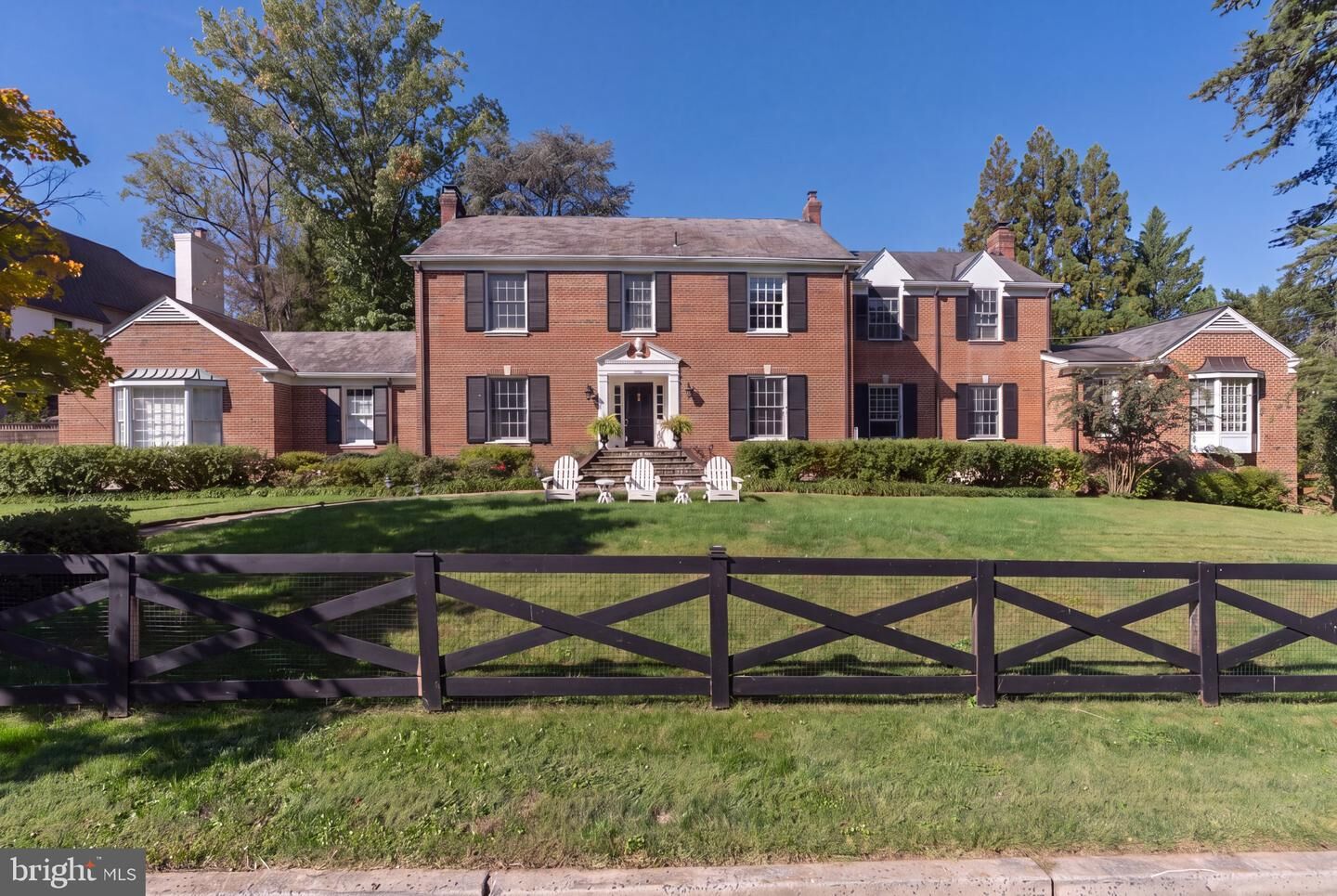 Property Photo:  6928 Barrett Lane  MD 20814 