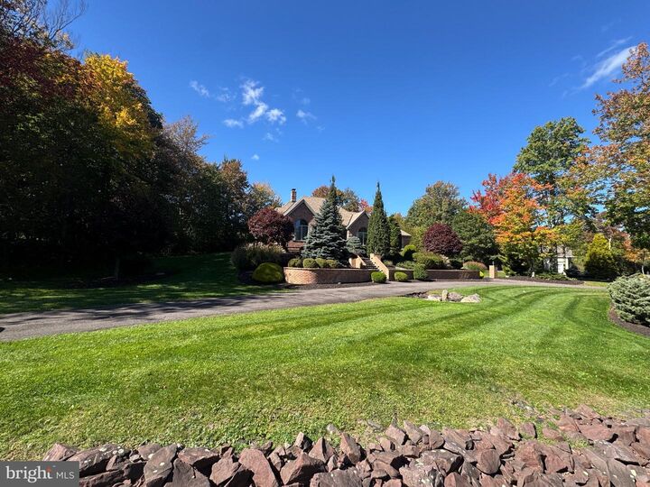 Property Photo:  235 Wolf Hollow Road  PA 18624 