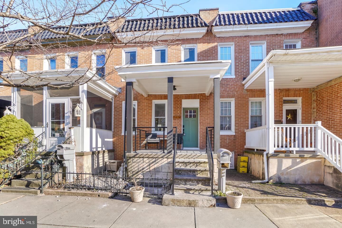 Property Photo:  1237 Hull Street 1237  MD 21230 