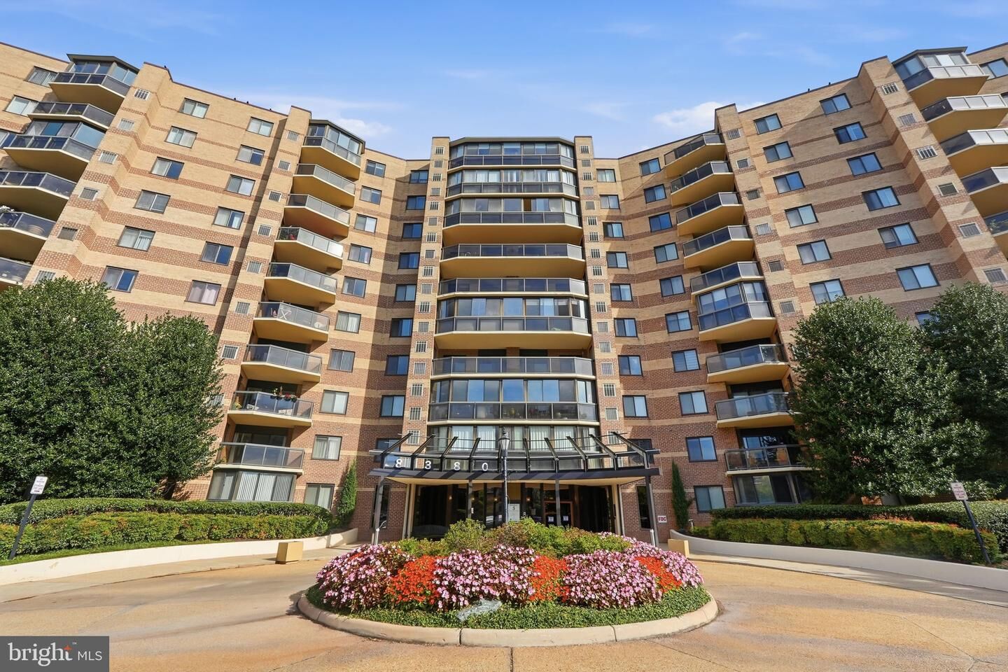 Property Photo: 8380 Greensboro Drive 607 VA 22102