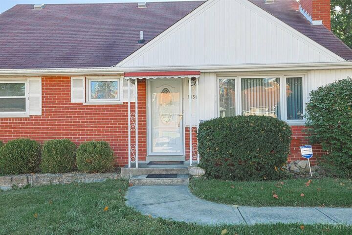 Property Photo:  1190 Thurnridge Drive  OH 45215 