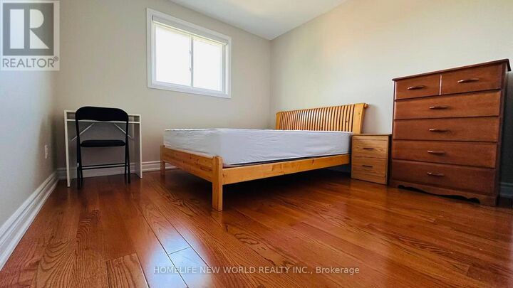 Property Photo:  51 Park Lane Circle  ON L4C 6S8 