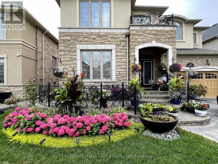 Property Photo:  29 Jacksonville Drive  ON L6P 2Z3 
