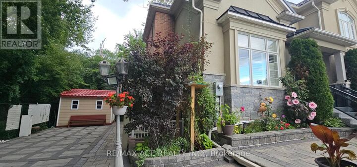 Property Photo:  25 Fawnridge Trail Bsmt  ON M1C 4Y9 