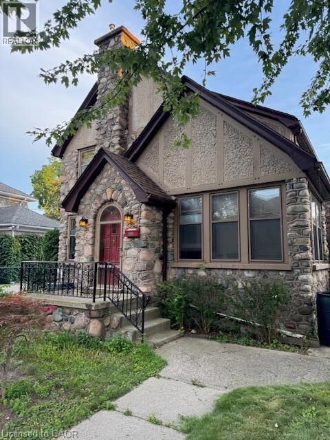 Property Photo:  255 Main Street  ON N1R 1X2 