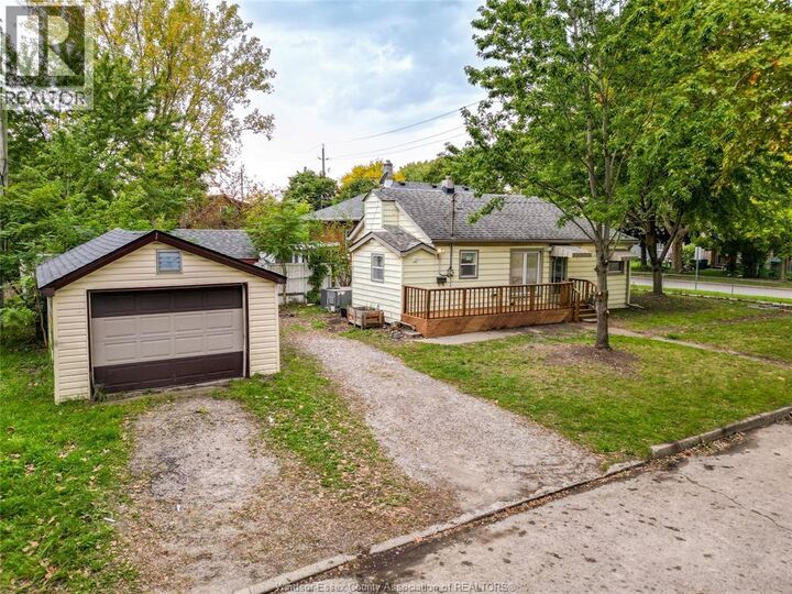 Property Photo:  3605 Bloomfield  ON N9C 1S1 
