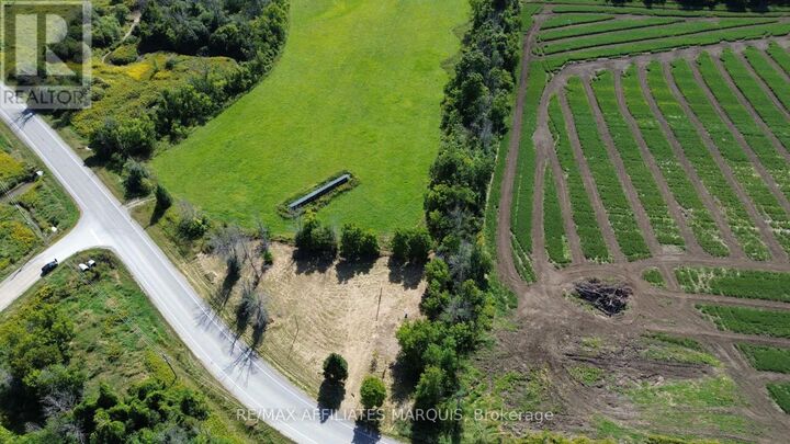 Property Photo:  433 Rosedale Road South  ON K7A 5B8 