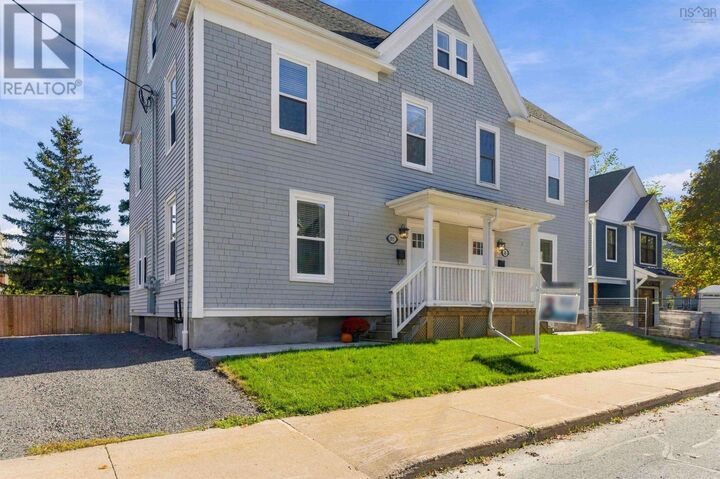 Property Photo:  203 Gray Street  NS B0N 2T0 