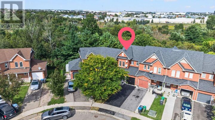 Property Photo:  44 Monaco Court  ON L7A 1X4 