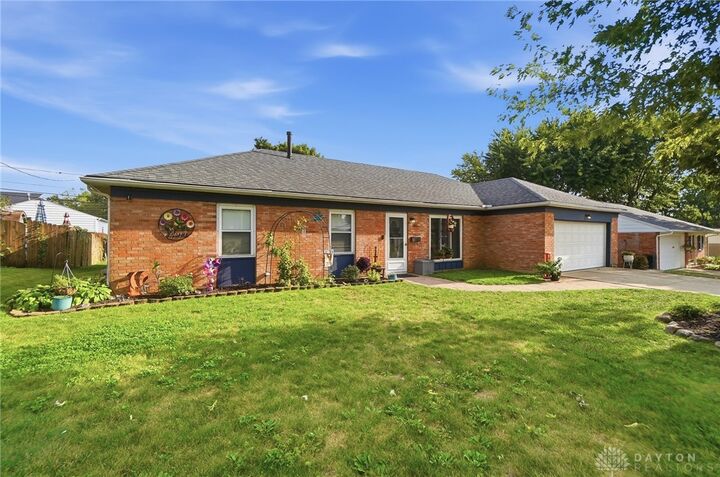 Property Photo:  122 Mountair Drive  OH 45377 