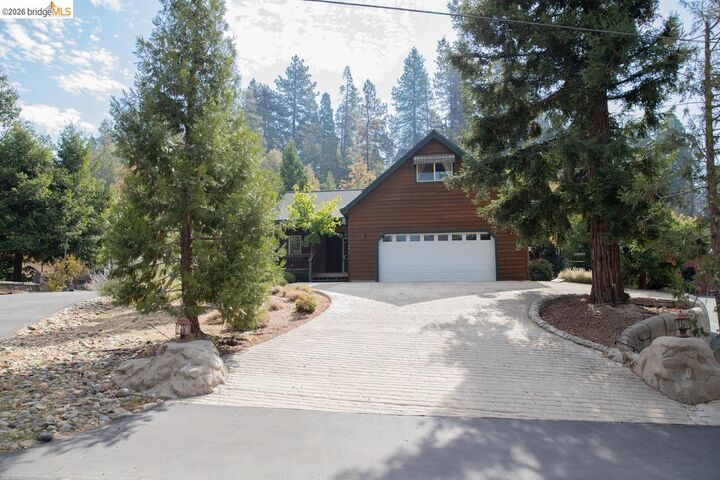 Property Photo:  22401 Ridge Rd  CA 95383 