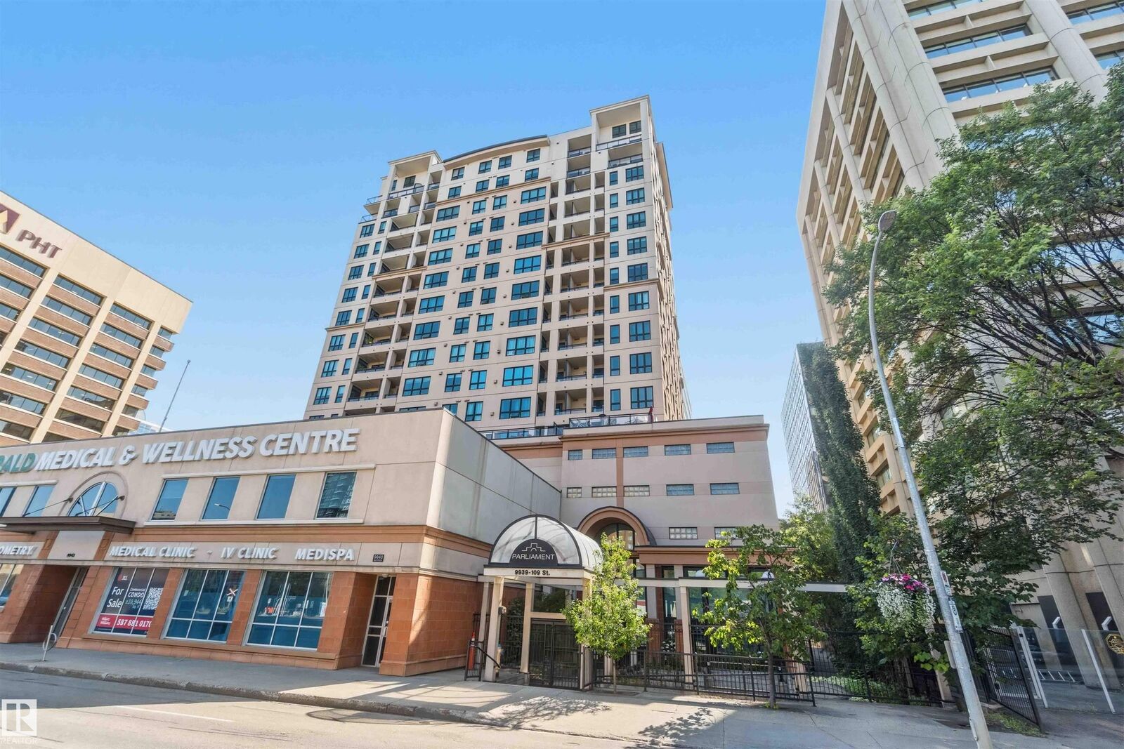 Property Photo:  9939 109 Street NW 708  AB T5K 1H6 