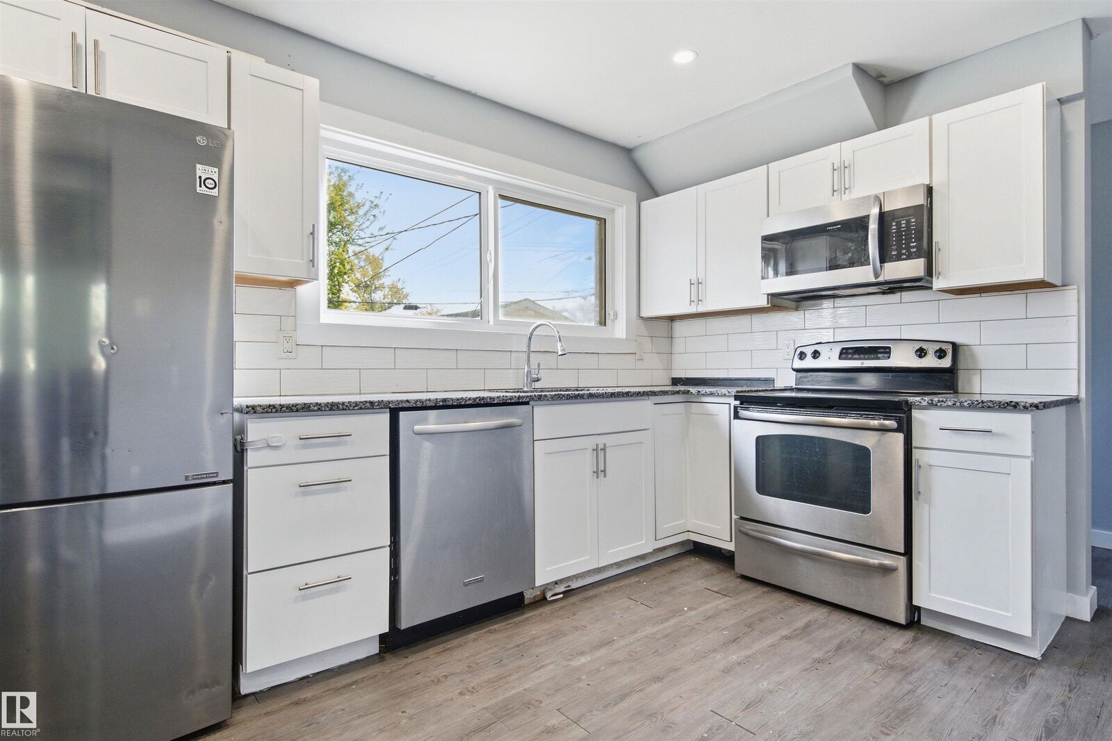 Property Photo:  13223 85 Street NW  AB T5E 2Z7 