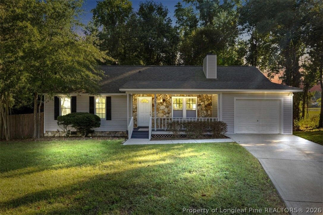 Property Photo:  121 Elfreth Lane  NC 28390 