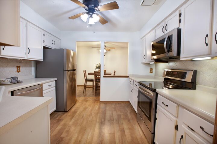 Property Photo:  999 41st Avenue NE  MN 55421 
