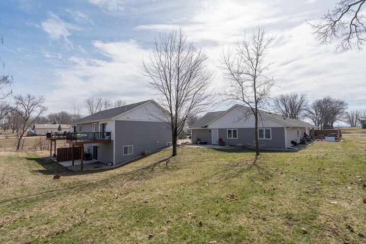 Property Photo: 220 SW Maple Avenue MN 56028