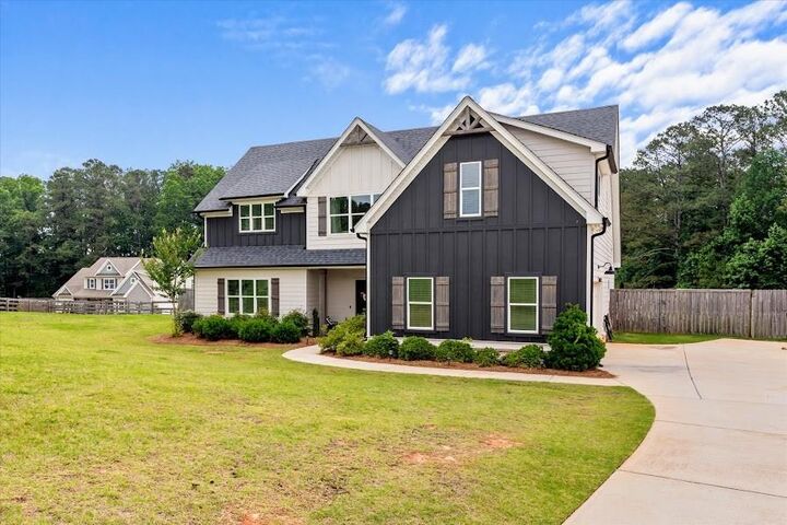 Property Photo:  133 Mote Road  GA 30117 
