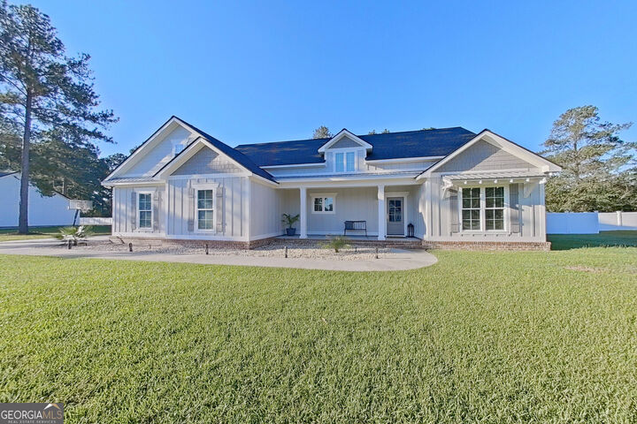 Property Photo:  211 Will Road  GA 31768 