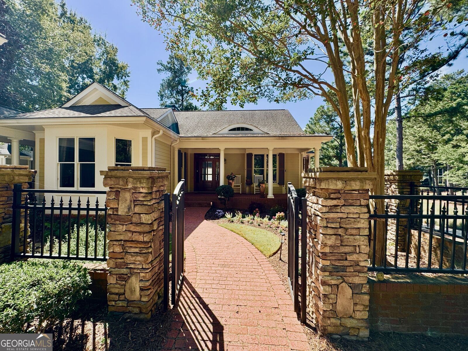 Property Photo:  1011 Olde Chapel Lane  GA 30642 
